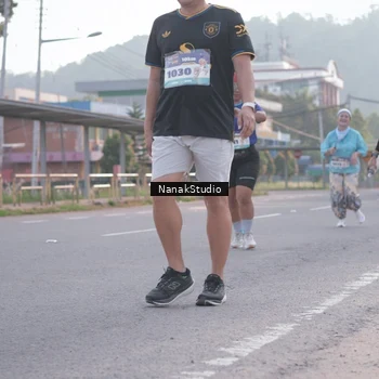 Runner Photo 8344095