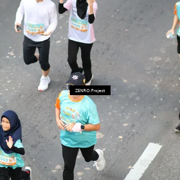 Runner Photo 8344203
