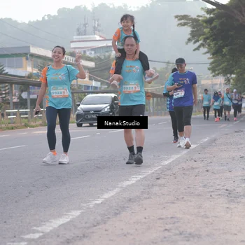 Runner Photo 8344205