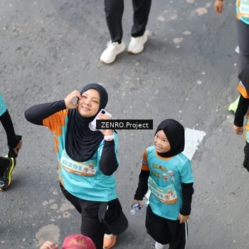 Runner Photo 8344210