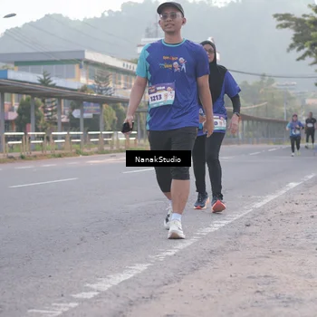Runner Photo 8344257