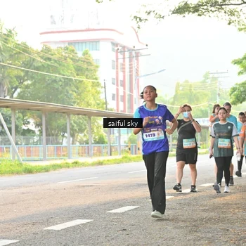 Runner Photo 8344273