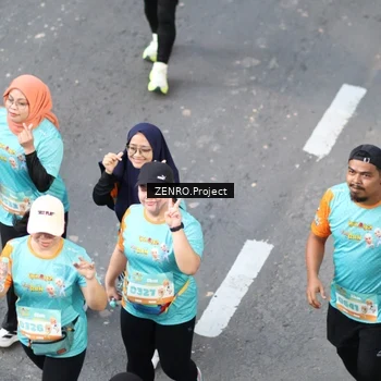 Runner Photo 8344274