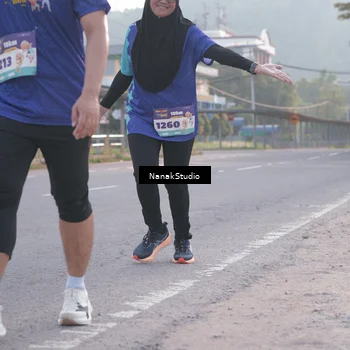 Runner Photo 8344311