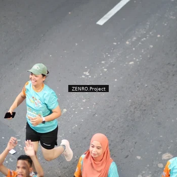 Runner Photo 8344358