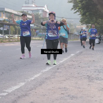 Runner Photo 8344380