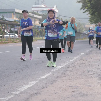 Runner Photo 8344396