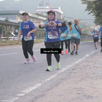 Runner Photo 8344401