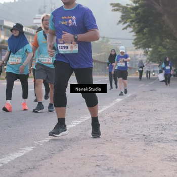 Runner Photo 8344446