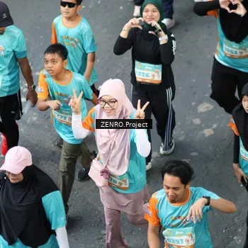 Runner Photo 8344456