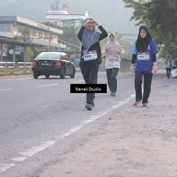 Runner Photo 8344546