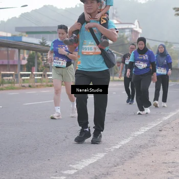 Runner Photo 8344653
