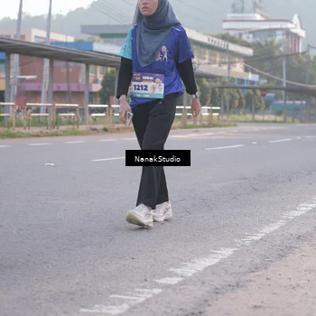 Runner Photo 8344686