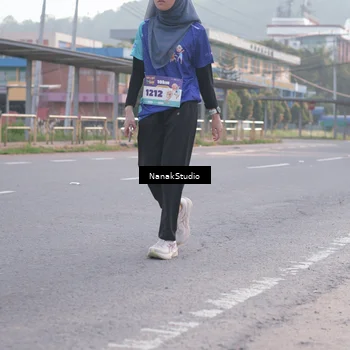 Runner Photo 8344697