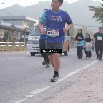 Runner Photo 8344719