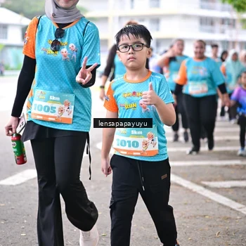 Runner Photo 8344726