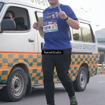 Runner Photo 8344731