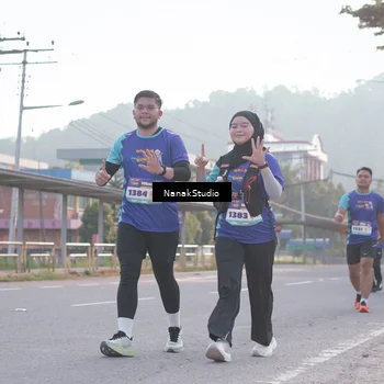 Runner Photo 8344767