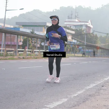 Runner Photo 8344928