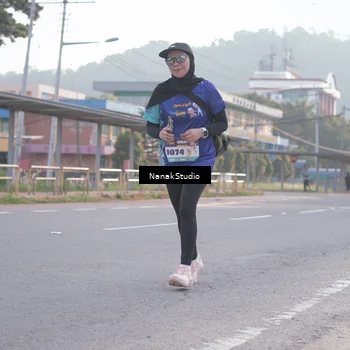 Runner Photo 8344933