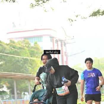 Runner Photo 8344938