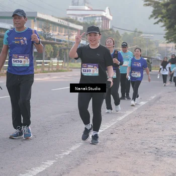 Runner Photo 8344970