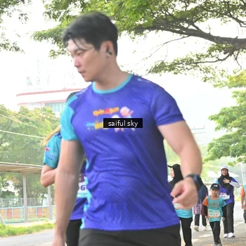 Runner Photo 8345038