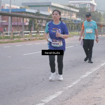Runner Photo 8345045