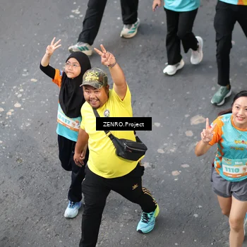 Runner Photo 8345049