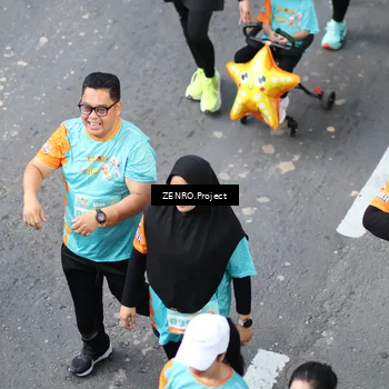 Runner Photo 8345077