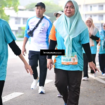 Runner Photo 8345089