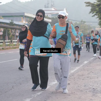 Runner Photo 8345165