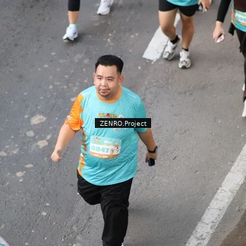 Runner Photo 8345192