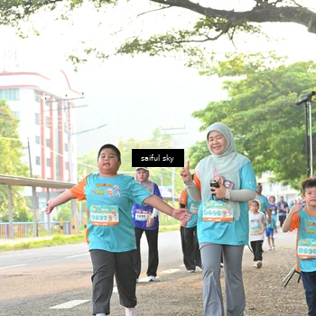 Runner Photo 8345200