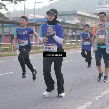 Runner Photo 8345228