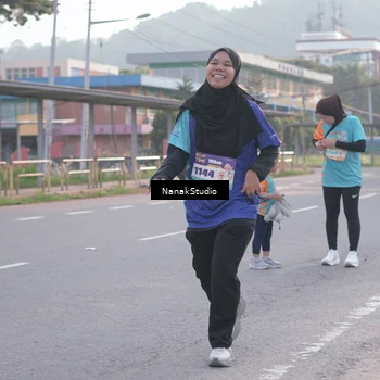 Runner Photo 8345258