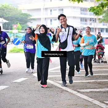 Runner Photo 8345290