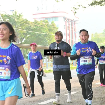 Runner Photo 8345364