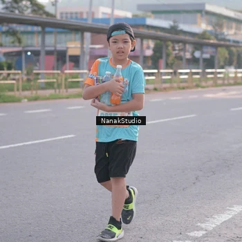 Runner Photo 8345373
