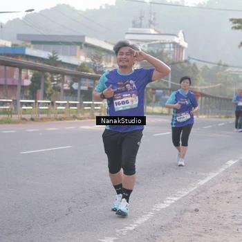Runner Photo 8345379