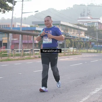 Runner Photo 8345432