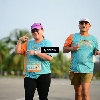 Runner Photo 8345440