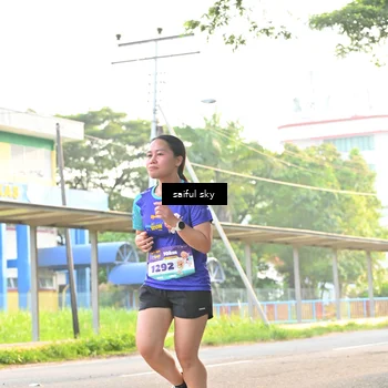Runner Photo 8345456
