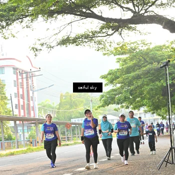 Runner Photo 8345457