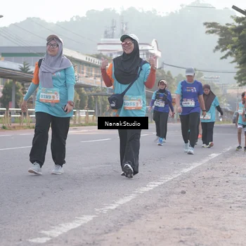 Runner Photo 8345572