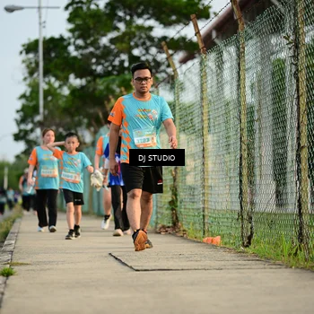 Runner Photo 8345636