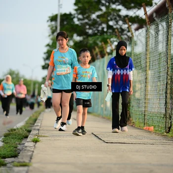 Runner Photo 8345677