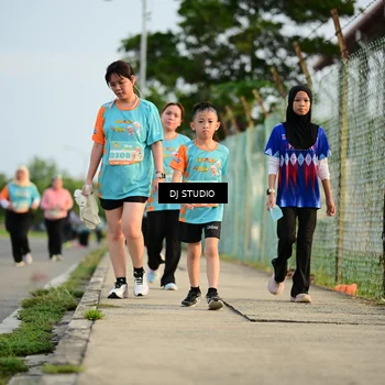 Runner Photo 8345678