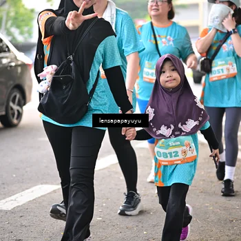 Runner Photo 8345715