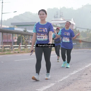 Runner Photo 8345730